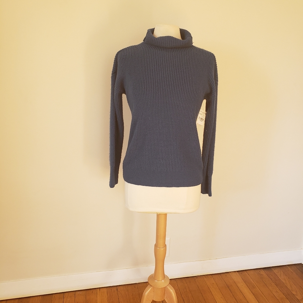 Jones New York sweater